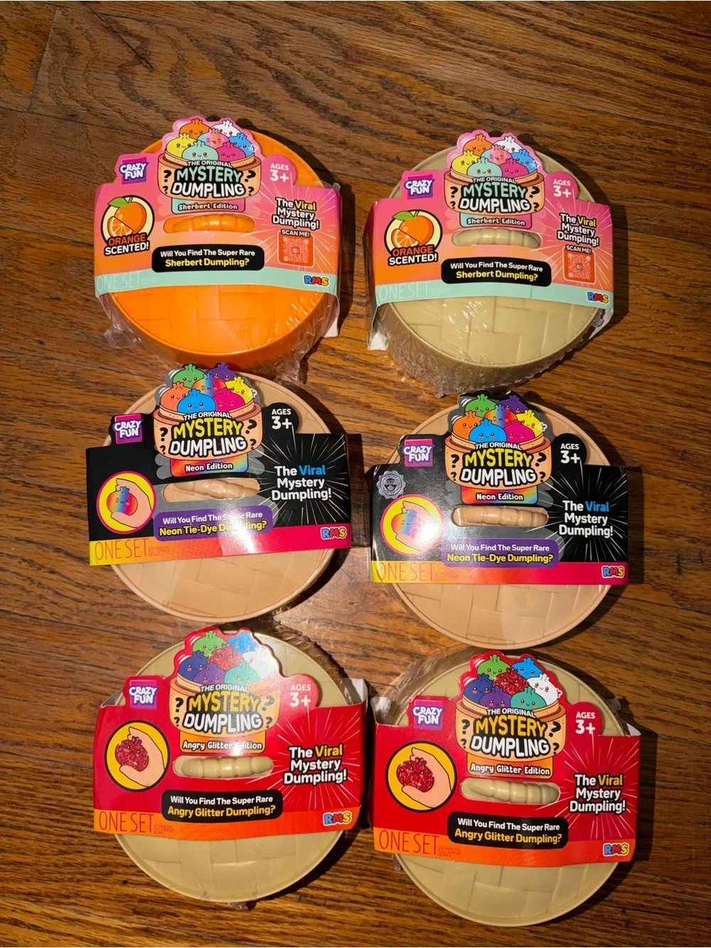 Mystery Dumpling Surprise Toy Set - Orange, Cream, Beige |